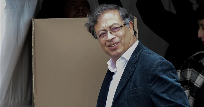 ABD askerlerine Trump ın emrine uymayın diyen Kolombiya liderinin vizesi iptal edildi