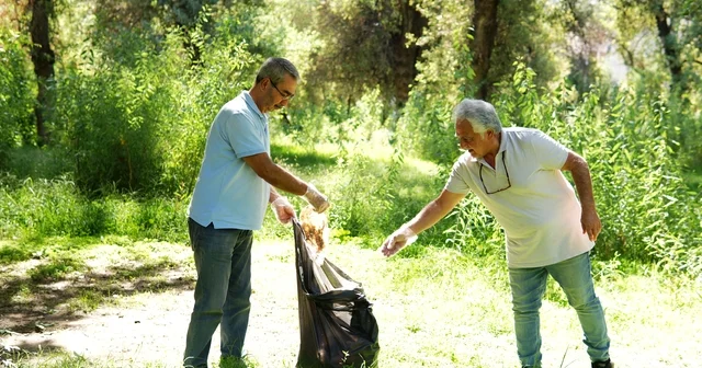 Birecik te kuşların barındığı alanlarda temizlik çalışması yapıldı Şanlıurfa Haberleri