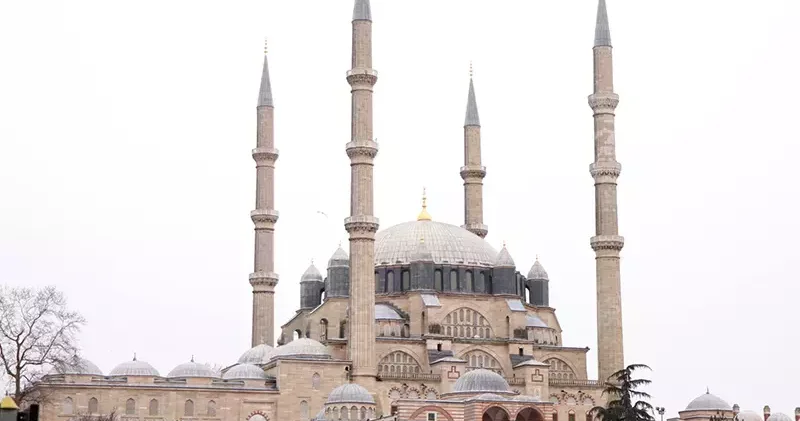 Selimiye Camisi’nde uygulanan kalem işleri için, mahkemeden yürütmeyi durdurma kararı