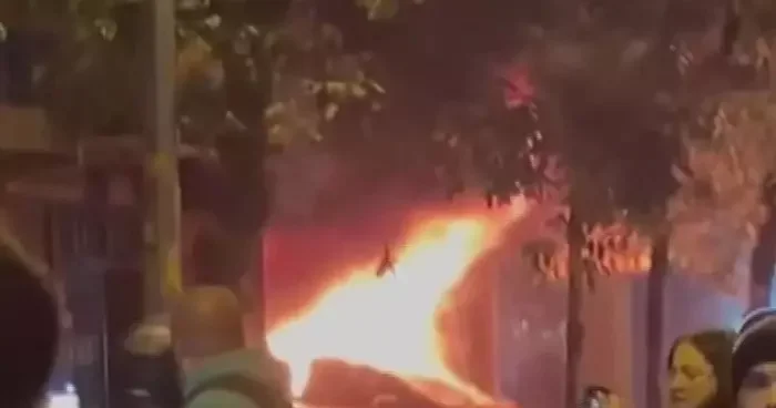 İstanbul da korku dolu anlar! Önce patlama sonra yangın