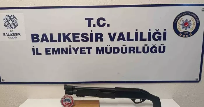Balıkesir polisinden şok asayiş ve trafik operasyonu