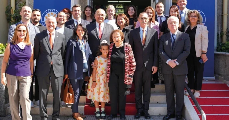 97 yaşındaki Semahat Arsel’den öğretmenlere altın tavsiyeler