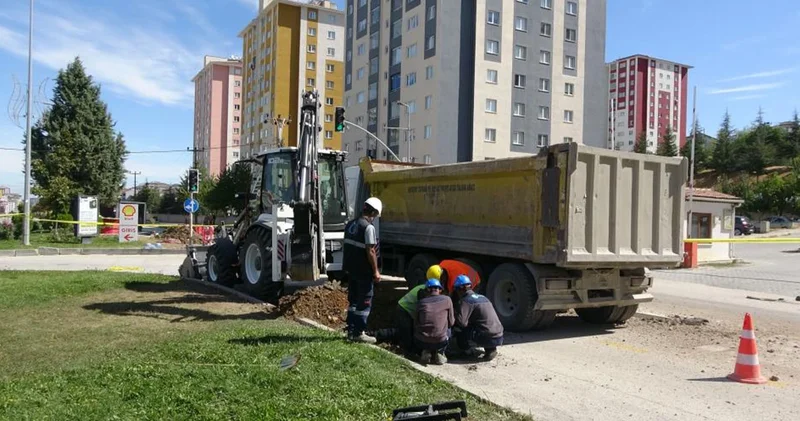 Kazı sırasında panik yaratan patlama
