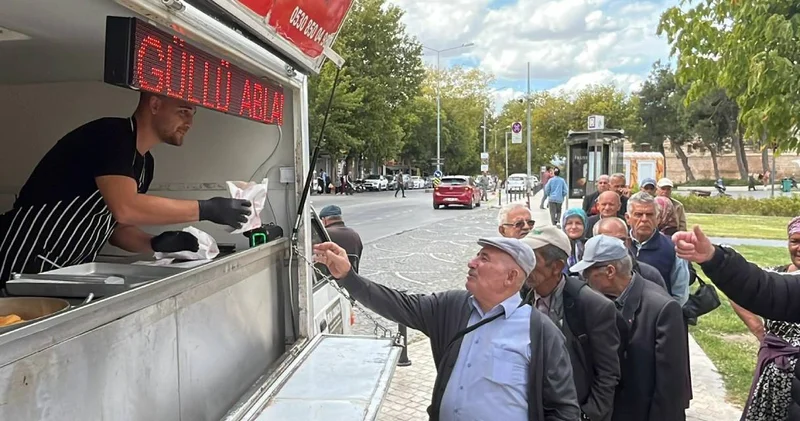 Edirne’de Güllü için lokma ikramı