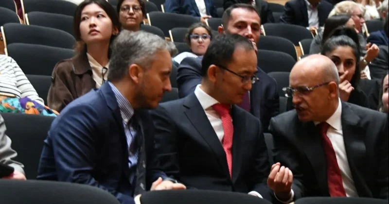 Şimşek ıslıklar ve alkışla yuhalandı Sözcü Gazetesi
