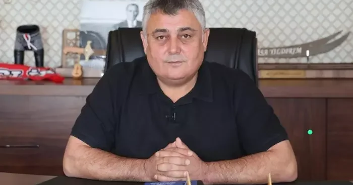 CHP den bir istifa daha! Aksu Belediye Başkanı İsa Yıldırım partisinden istifa etti