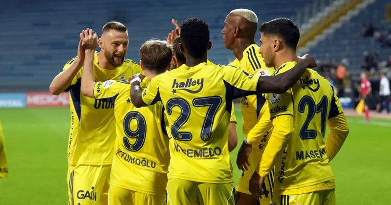 Fenerbahçe ile Antalyaspor 59. randevuda! Sadettin Saran ın ilk lig maçı