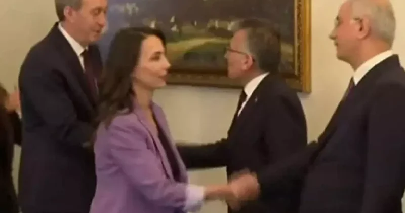 DEM Parti heyeti ile AK Parti grubu görüşmesi başladı