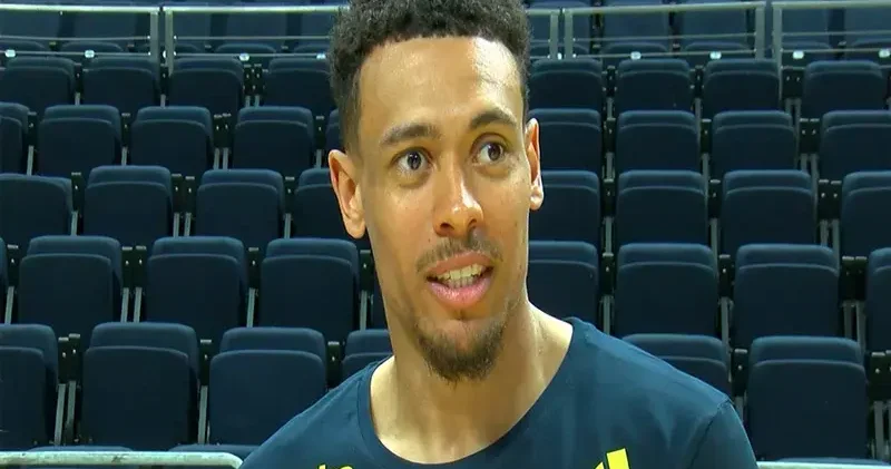 EuroLeague şampiyonu Fenerbahçe Beko’da forma giyen Wade Baldwin ve Devon Hall, DHA’ya konuştu