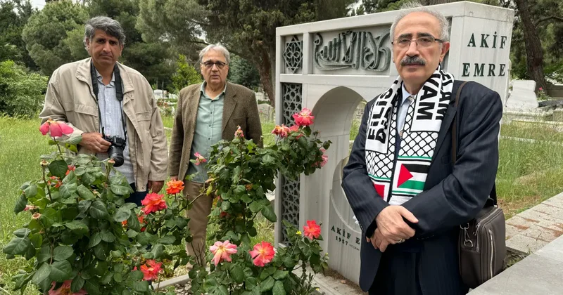 Gazeteci yazar Akif Emre, Eyüpsultan da yad edildi