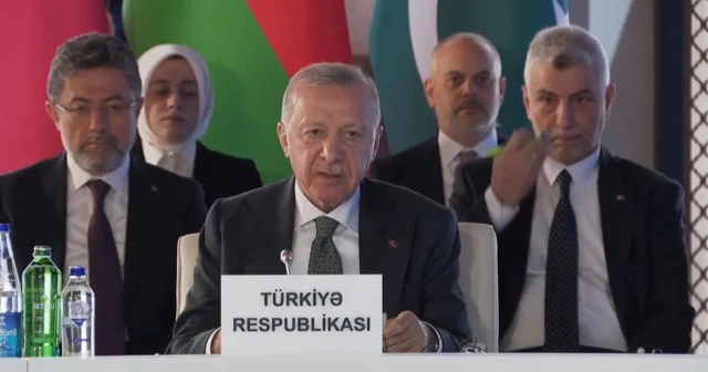 Erdoğan dan üçlü zirvede net mesaj: Coğrafyamız kana ve gözyaşına doydu Politika Haberleri