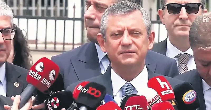 MELİH ALTINOK Peki, İngiltere kimin patronu Özgür Bey?