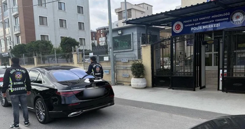 Beyoğlu nda usulsüz çakar kullanan sürücüye 136 bin lira para cezası kesildi