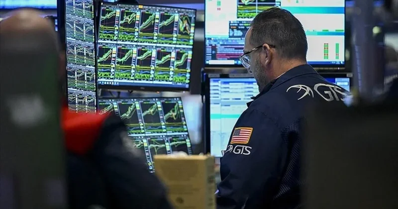FOMC tutanakları öncesi bekleyiş: Piyasalar nefesini tuttu