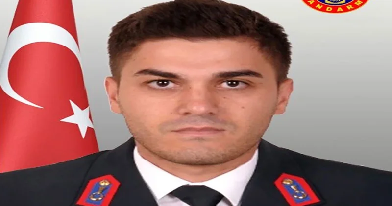 Bakan Yerlikaya acı haberi duyurdu: Eğimli arazide düşen jandarma personeli şehit oldu
