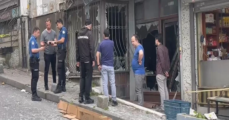 İstanbul da sıcak saatler! Büfede patlama oldu