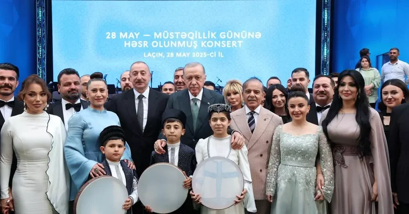 Erdoğan, Azerbaycan Bağımsızlık Günü nde düzenlenen konseri izledi