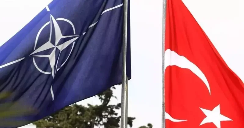 NATO Askeri Komite Başkanı Amiral Dragone dan, Türkiye nin Rusya Ukrayna barış çabalarına övgü