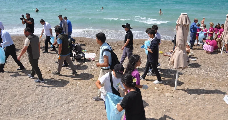 Mersin de sahil ve deniz dibi temizliği