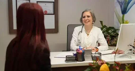 ‘Saç boyama alışkanlıklarında daha güvenli yöntemler tercih edilmeli’