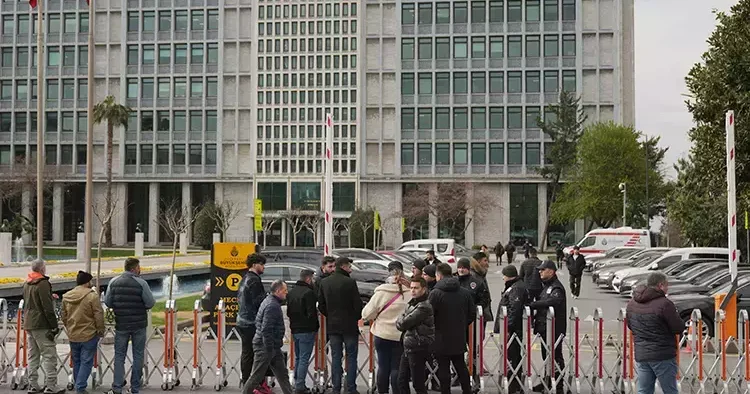 İBB ye yönelik yolsuzluk soruşturmasında şüpheli Şeyhmus Sarıboğa dan etkin pişmanlık ifadesi