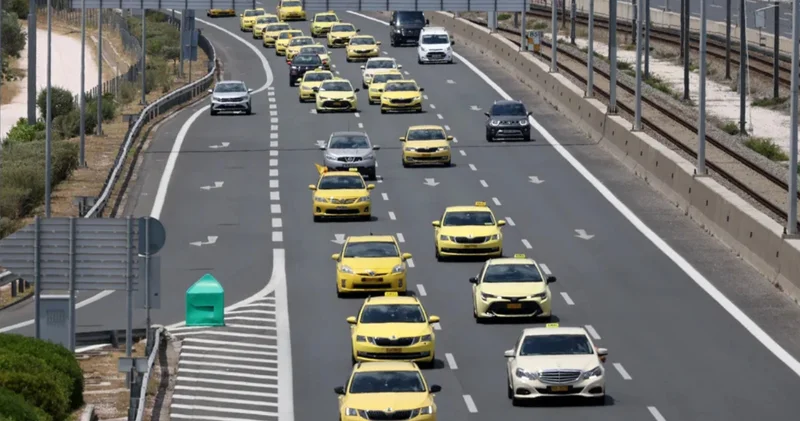 48 saatlik grev başladı! Taksiciler sokaklara çıktı