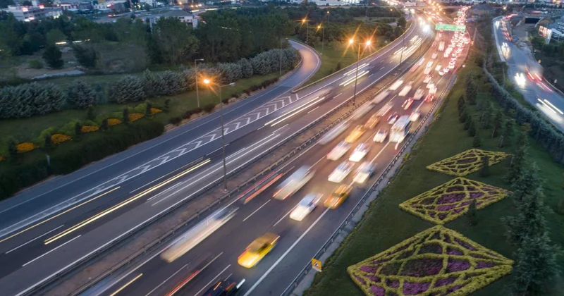 Son 22 yılda ulaştırma ve altyapıya 300 milyar dolarlık yatırım yapıldı