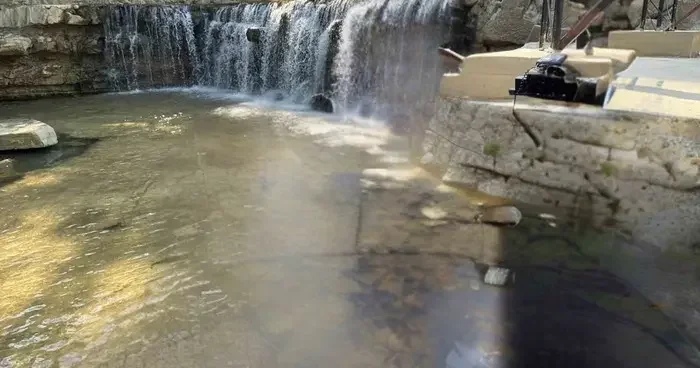 Serinlemek için girdiği parktaki suda hayatını kaybetti