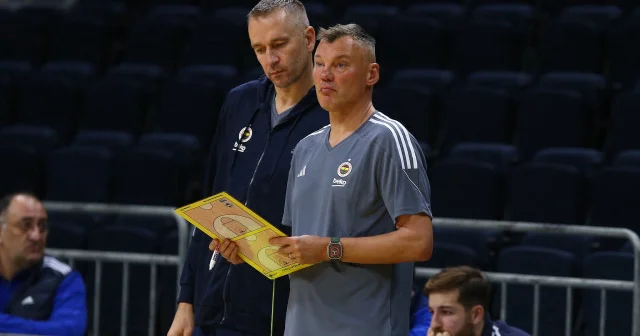 Fenerbahçe Beko da bir ayrılık daha: Tecrübeli isme veda edildi Basketbol Haberleri