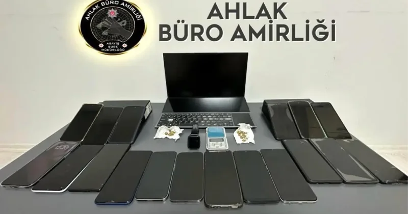 İzmir de Fuhuş Operasyonu: 59 Kadın Kurtarıldı