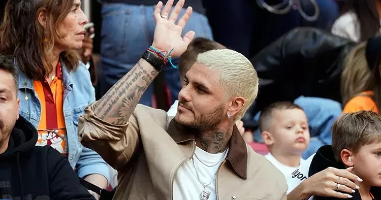 Mauro Icardi Wanda Nara gerilimi sürüyor! Icardi kızlarını almaya gitti, tam 10 saat bekledi!