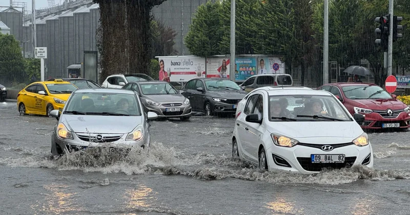 İstanbul dahil 54 ilde sağanak yağış var