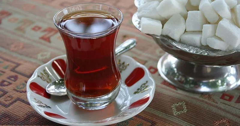 Rizelilerin Çay Demleme Sırrı: Lezzetli Çayın Püf Noktaları!