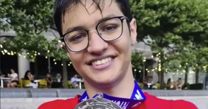 Genç Türk yüzücü Nevzat Arda Ağır, Amerika da tarihe geçti! Spor Haberleri Yüzme