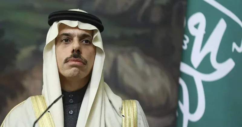 Suudi Arabistan dan İsrail e Filistin mesajı!
