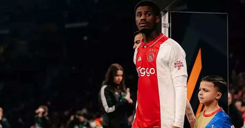 Chelsea finalizes the transfer of Jorrel Hato!