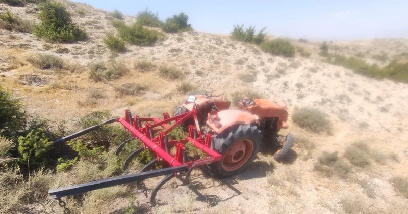 Ankara da traktör devrildi: 1 ölü