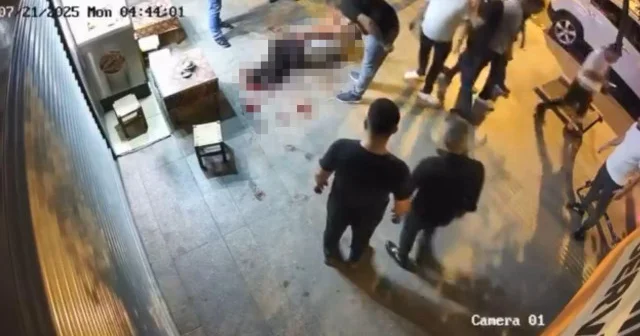 Ankara da eğlence merkezi önündeki silahlı kavga kamerada Gündem Haberleri