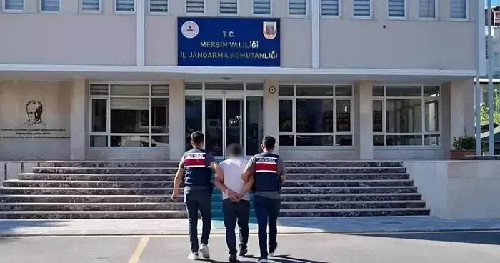 Mersin’de 29,5 yıl hapis cezası ile aranan şahıs jandarmadan kaçamadı