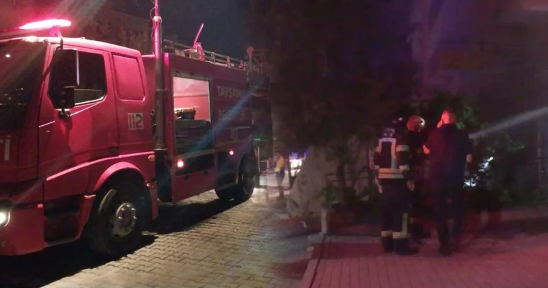 Patlamanın ardından alevler işyerini sardı: 3 kişi hastaneye kaldırıldı