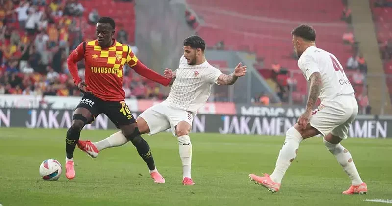 Göztepe de Dennis e teklif yağıyor