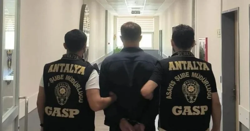 Oyuncak tabancayla soygun yapmaya çalıştı