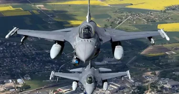 Rusya gece saldırdı: NATO harekete geçti... Saldırı sırasında jetler havalandı