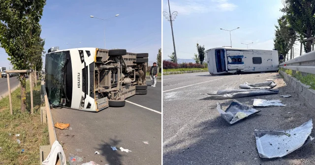 Askeri personel servisinin devrilmesi sonucu 13 kişi yaralandı Erzurum Haberleri