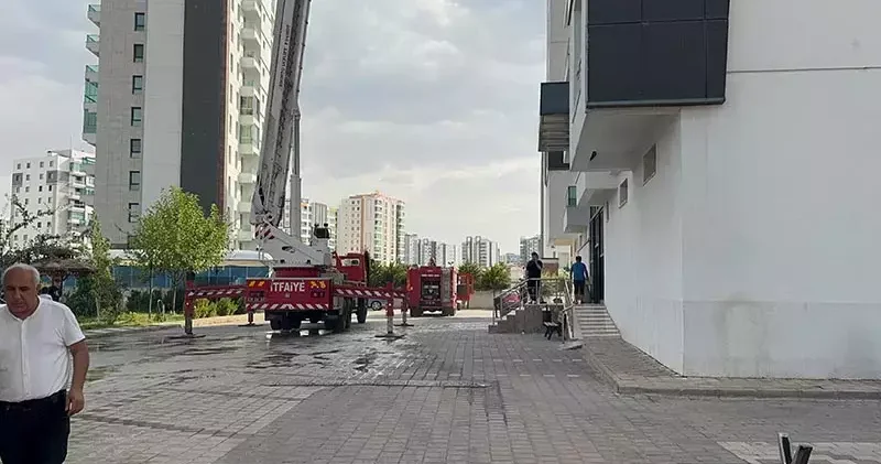 Baca yangını sırasında binada bulunan 15 kişi tahliye edildi