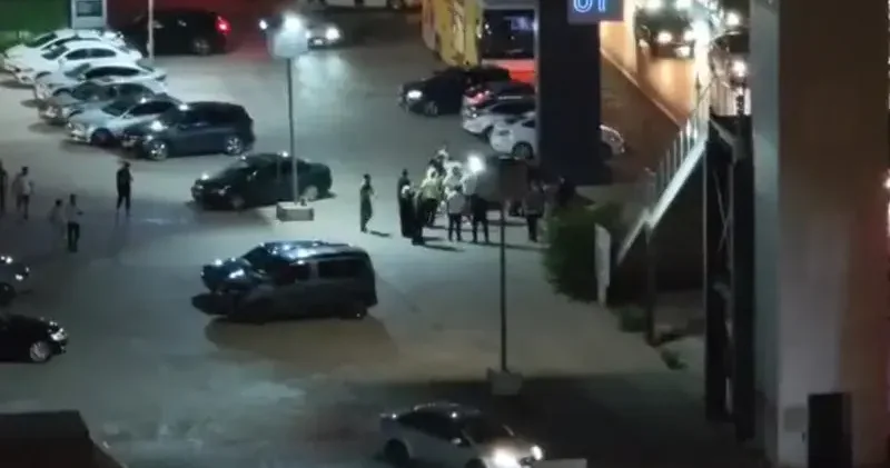Ankara da trafik kazası sonrası kavga kamerada; 4 yaralı