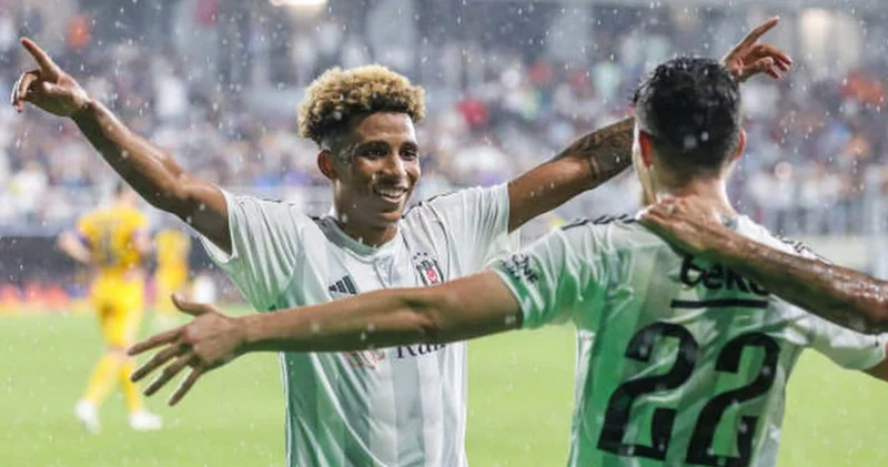 Veda etti: En büyük Beşiktaş diyerek gitti