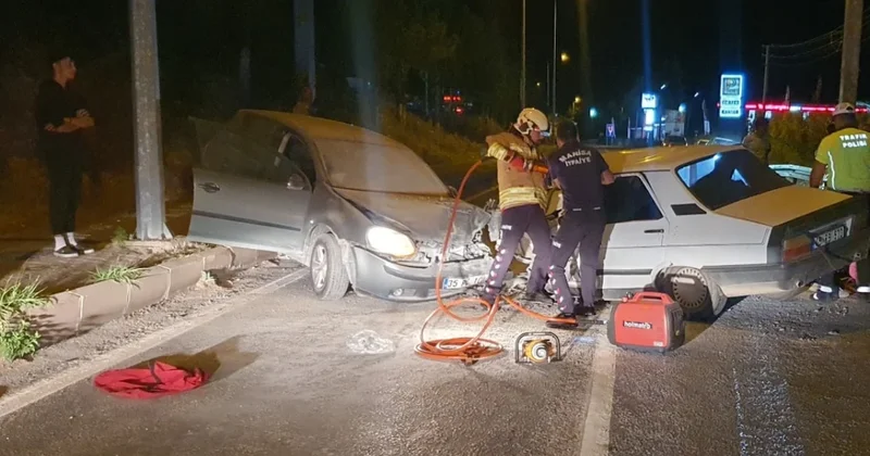 Manisa’da iki otomobil çarpıştı: 3’ü çocuk 7 yaralı Sözcü Gazetesi