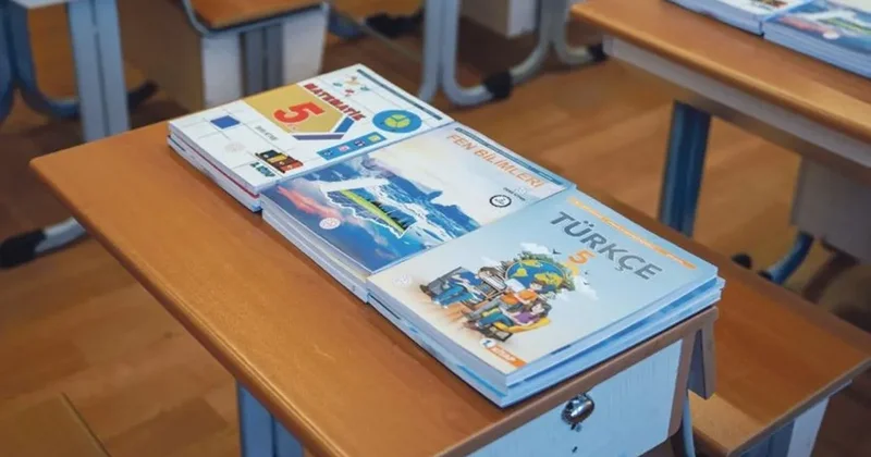 Ücretsiz ders kitapları sıralarda