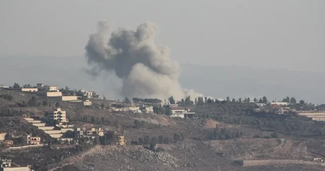 İsrail den Yemen e hava saldırısı: Askeri tesis hedef alındı Dünya Haberleri
